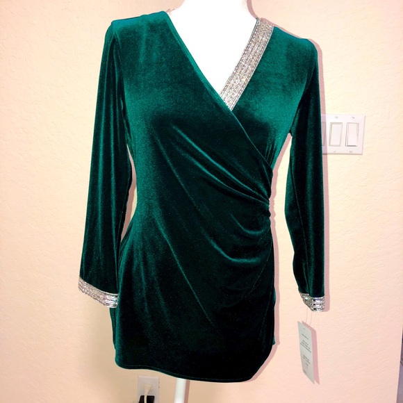 Top - Picture 1 of 3